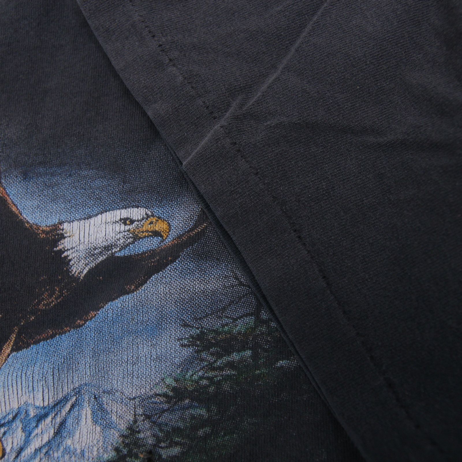Vintage Vintage 3D Emblem "Follow the Eagle" Graphic T Shirt Size US XL / EU 56 / 4 - 9 Thumbnail