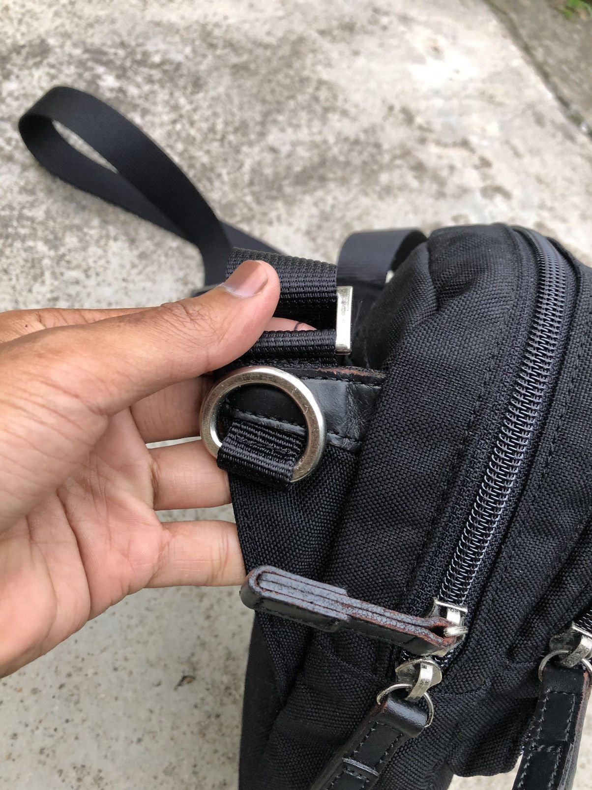 Takeo Kikuchi × Vintage VINTAGE CROSSBODY SLINGBAG BY TAKEO KIKUCHI Size ONE SIZE - 4 Thumbnail