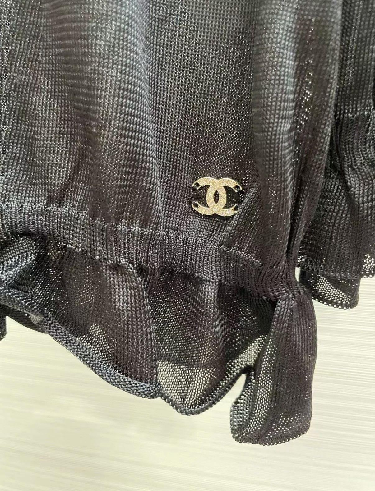 Chanel Chanel Classic Black Ruffle Trim Lightweight Knit Top J33 Size S / US 4 / IT 40 - 4 Thumbnail