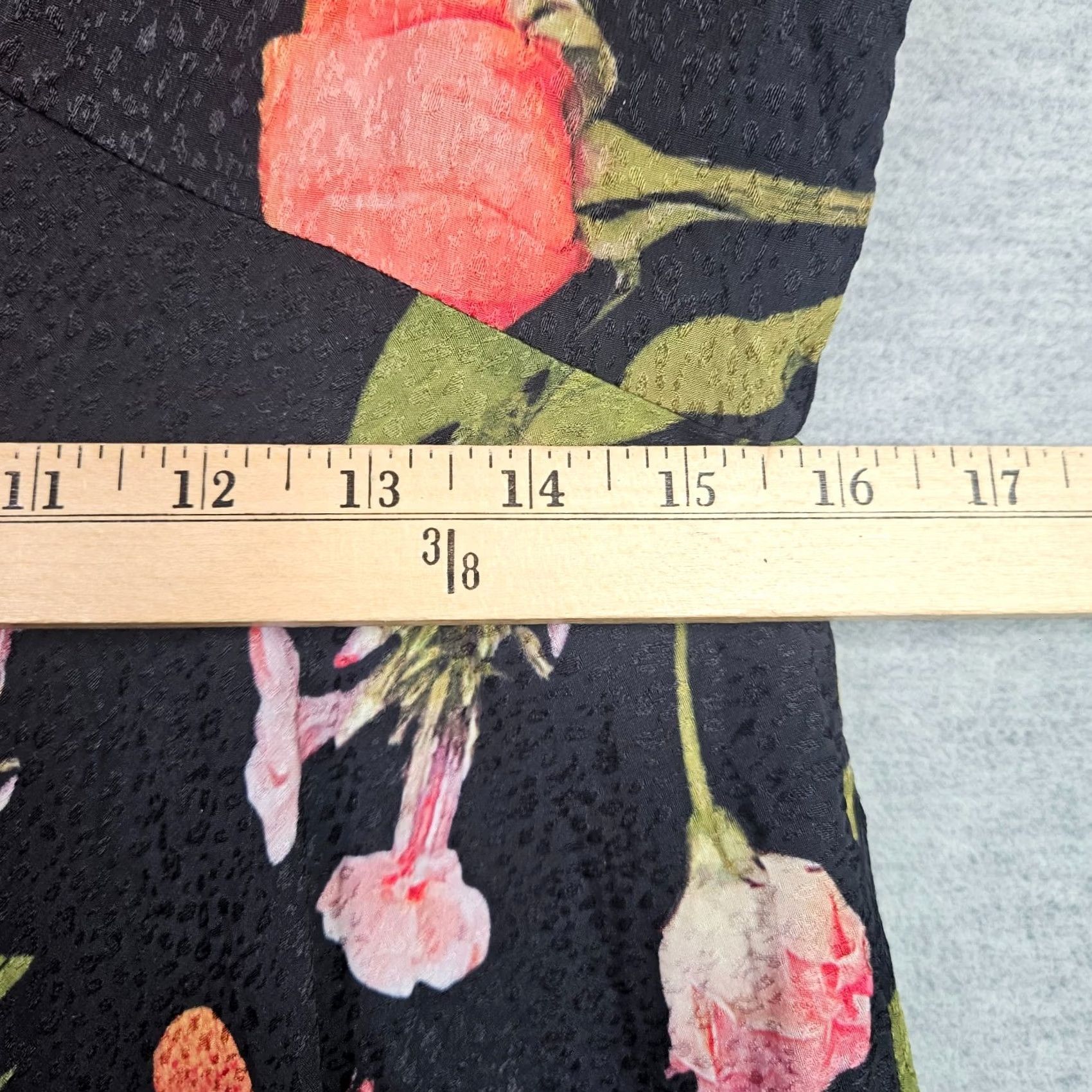 Ted Baker Ted Baker Sienno Mini Puff Sleeve Satin Floral Empire Dress Size 4 Multicolor V-Neck Womens Short Sleeve Size S / US 4 / IT 40 - 6 Thumbnail