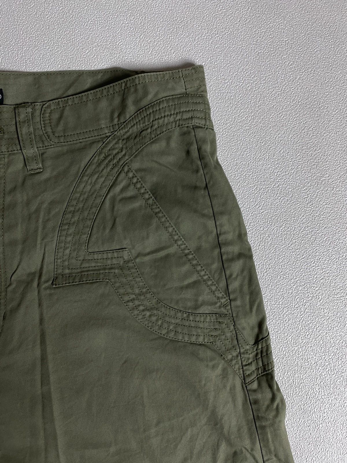 Tsumori Chisato Tsumori Chisato shorts pants Size US 30 / EU 46 - 2 Thumbnail