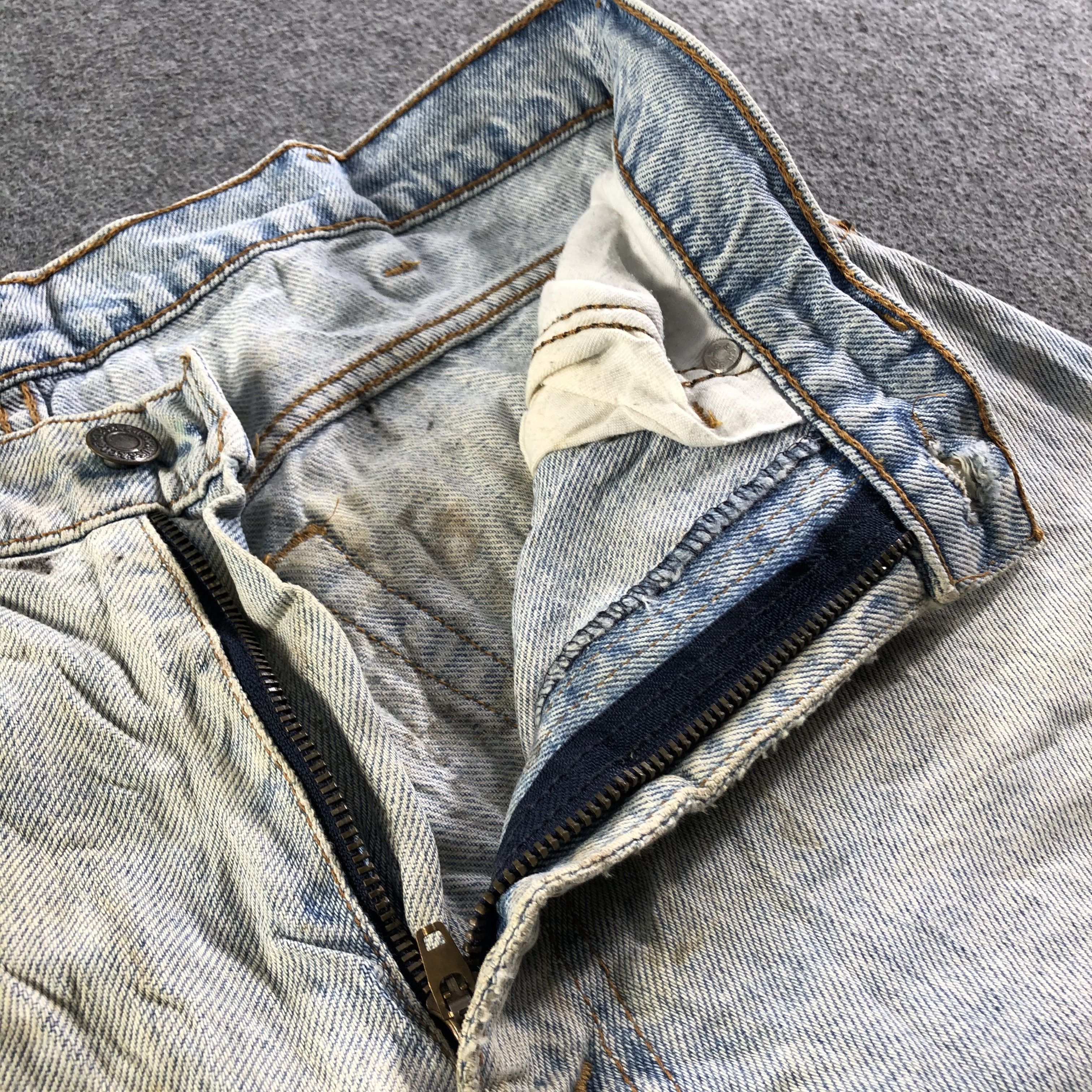 Levi's 90s Vintage Light Wash Levis Jeans-J3800 Size US 32 / EU 48 - 6 Thumbnail