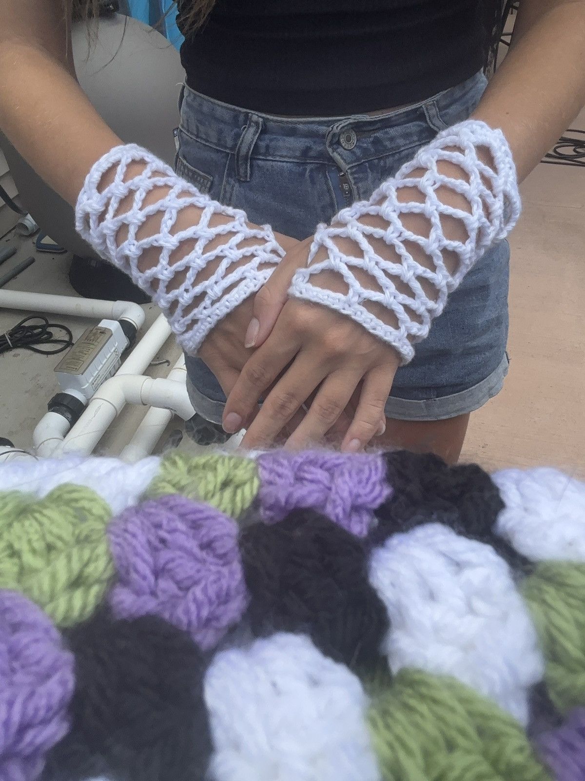 Handmade Crochet Fishnet Fingerless Gloves Size ONE SIZE - 7 Thumbnail