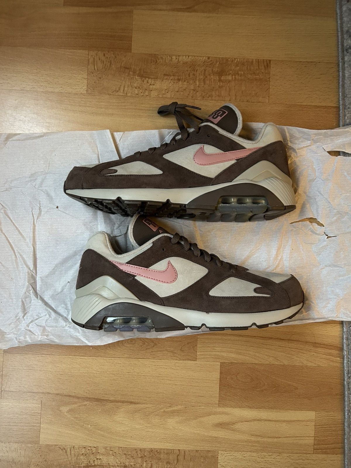 Nike Nike Air Max 180 Bacon Size US 11.5 / EU 44-45 - 4 Thumbnail