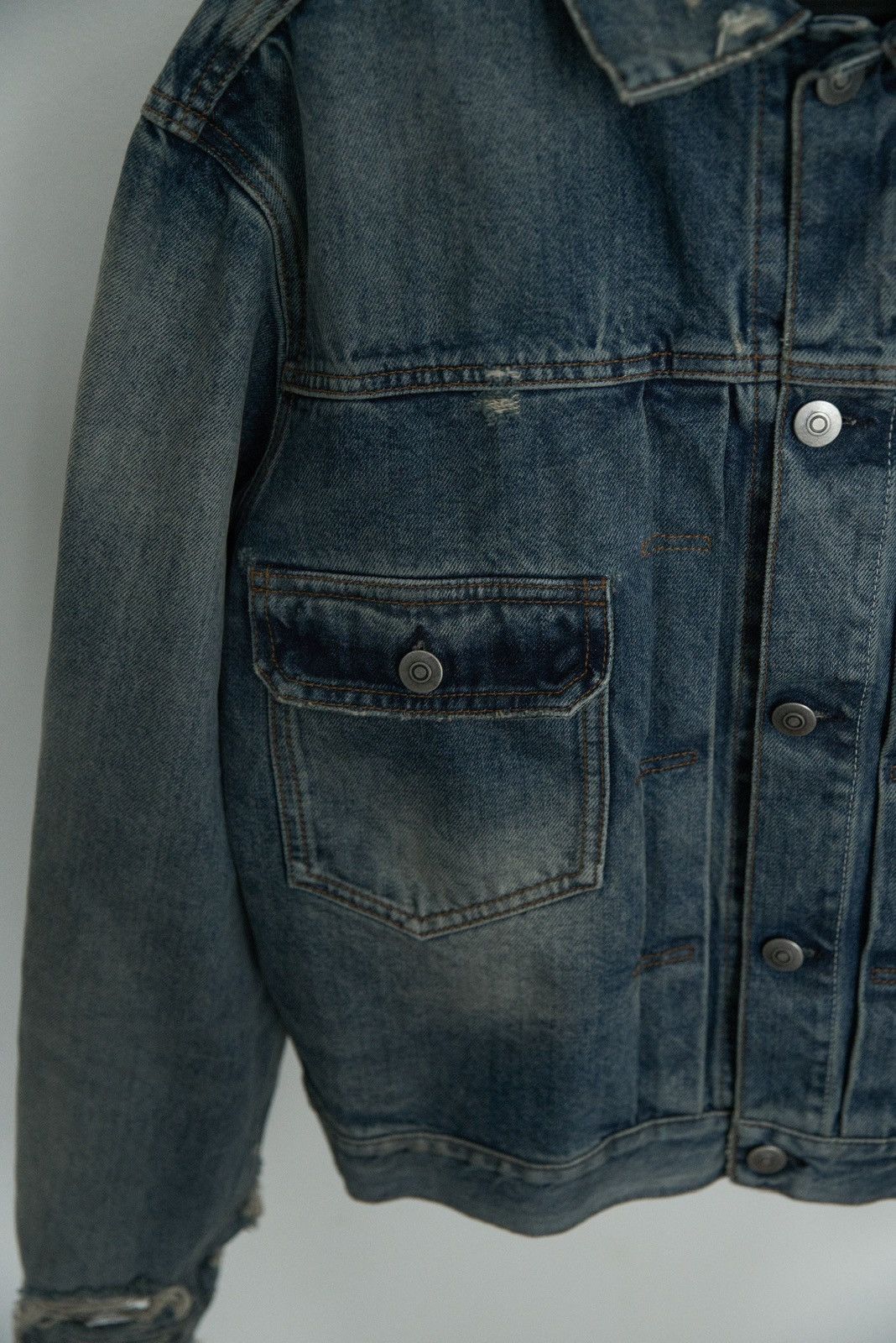 Maison Margiela Maison Margiela cropped distress denim jacket Size US M / EU 48-50 / 2 - 11 Thumbnail