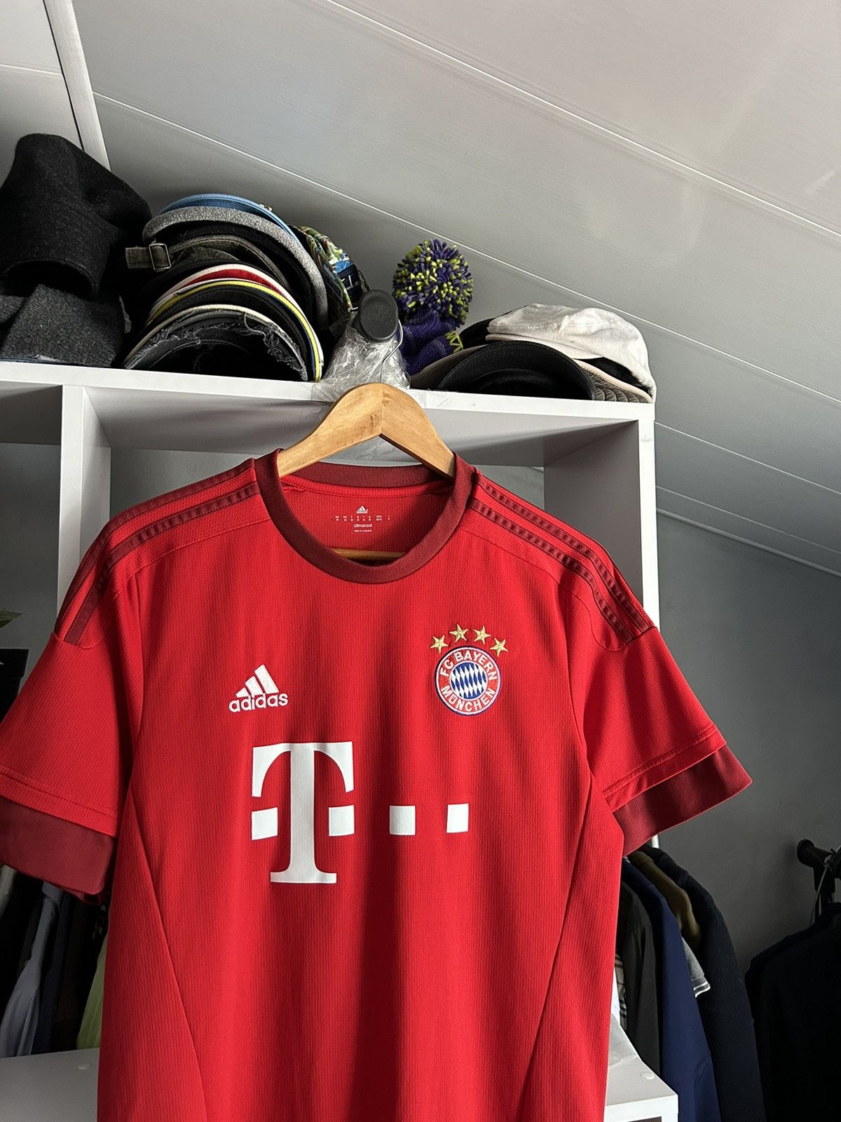 Adidas BAYERN MUNICH 2015/16 Home Adidas Jersey Size US M / EU 48-50 / 2 - 2 Thumbnail