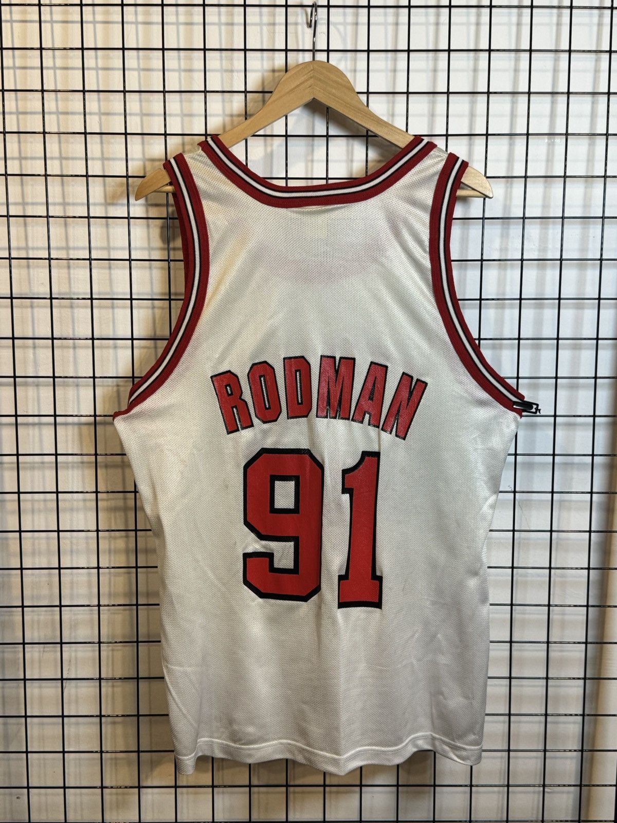 Champion vintage Champion Dennis Rodman Chicago Bulls jersey 1990s Size US S / EU 44-46 / 1 - 1 Thumbnail