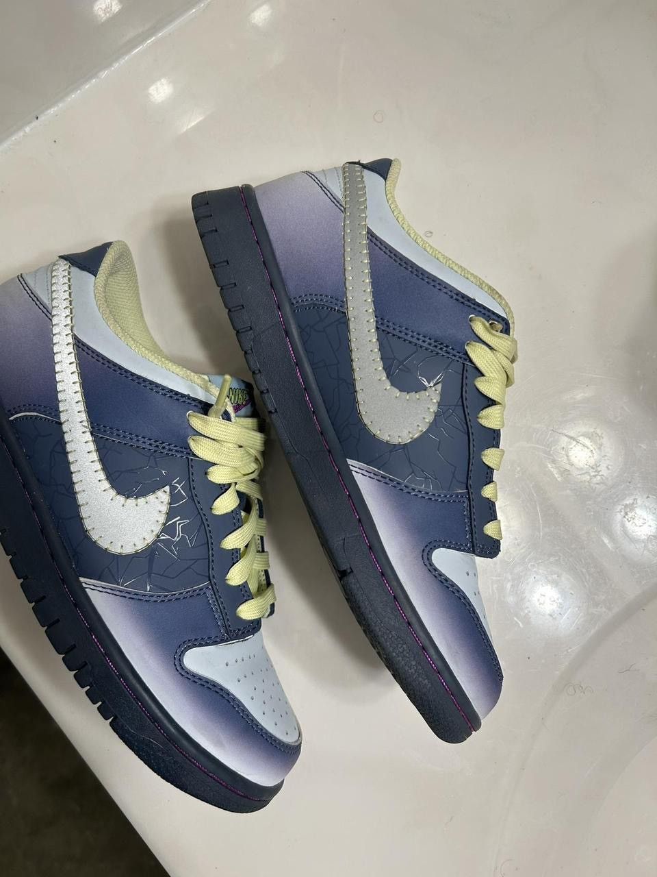 Nike I AM FEARLESS dunks Size US 8 / IT 38 - 2 Thumbnail