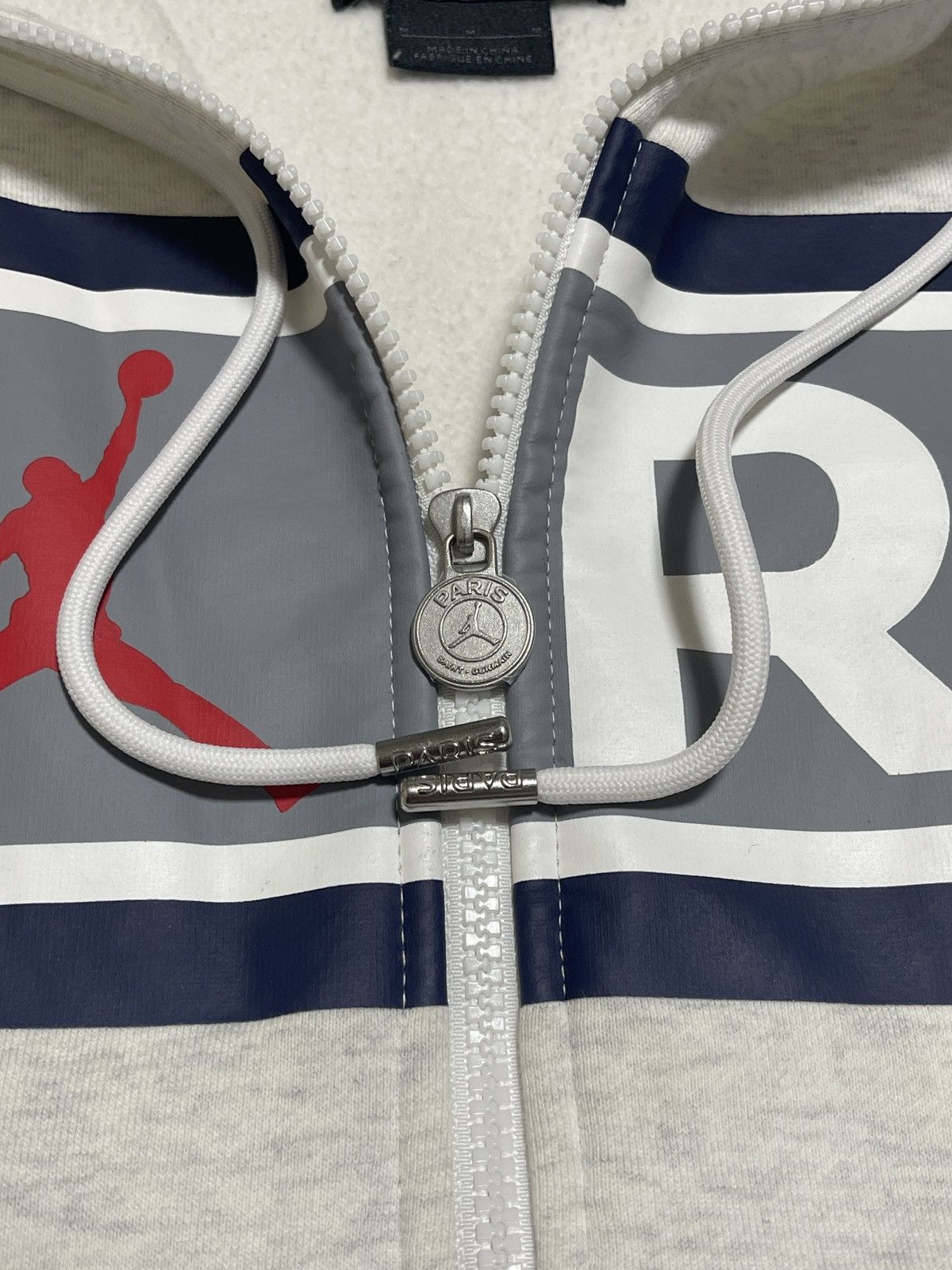 Jordan Brand × Nike Paris Saint Germain x Jordan PSG Hoodie Size US M / EU 48-50 / 2 - 5 Thumbnail