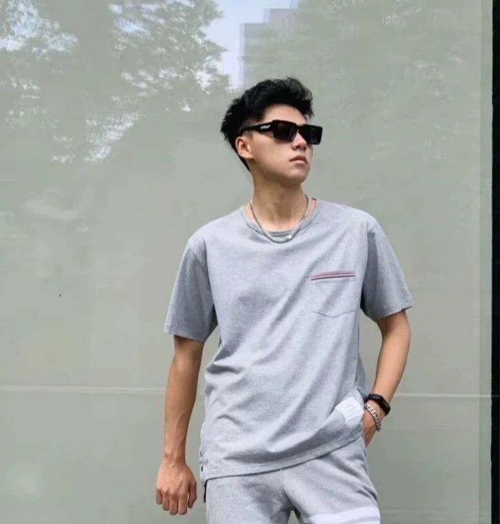 Thom Browne Thom Browne Round collar short sleeves Size US XL / EU 56 / 4 - 9 Thumbnail