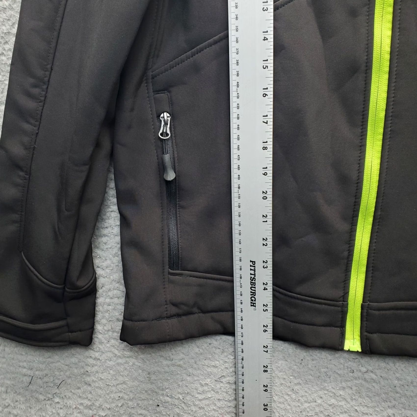 Vintage Snozu Performance Softshell Jacket Mens M Black Fleece Lined Mock Neck Full Zip Size US M / EU 48-50 / 2 - 3 Thumbnail
