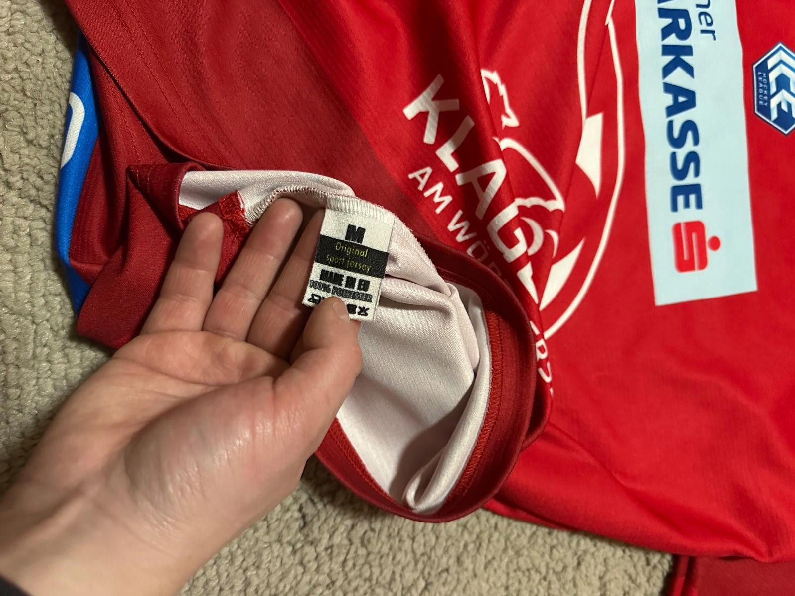 Ccm CCM KAC Klagenfurt 2022/23 Hockey Ice Jersey Sz M #80Rossi Size US M / EU 48-50 / 2 - 6 Thumbnail