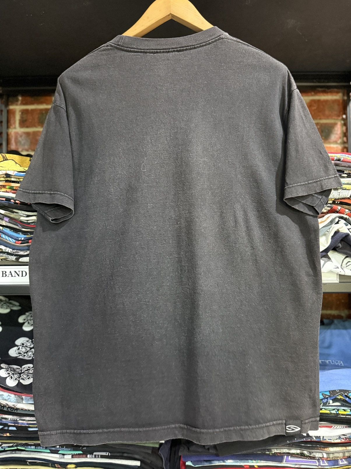 Oakley × Smith Optics × Vintage Thrashed Vintage Smith Optics Streetwear Boy Sun Faded Tee Size US L / EU 52-54 / 3 - 9 Thumbnail