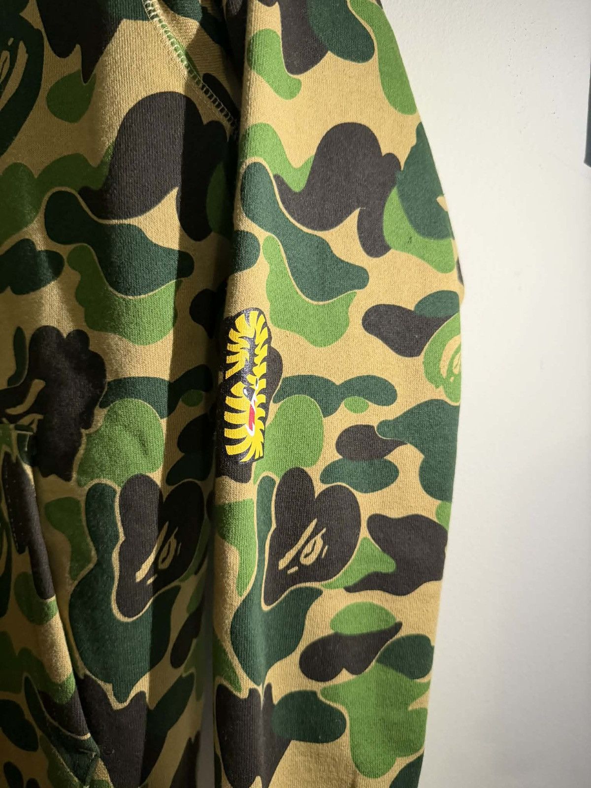 Bape BAPE Camo Tiger Full Zip Hoodie 'Green' Size US M / EU 48-50 / 2 - 6 Thumbnail