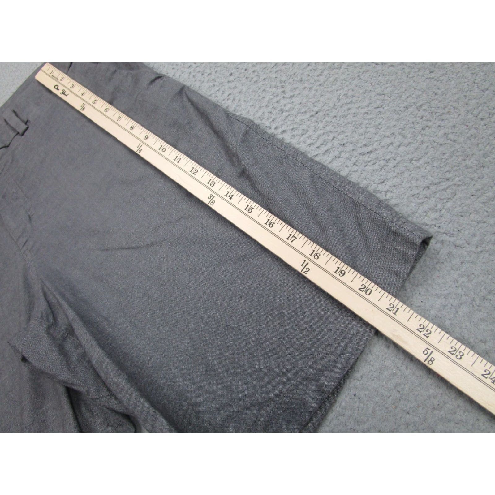 Lululemon Lululemon Shorts Mens 36 Gray Chino Stretch Casual Zip Pocket Golf Walking Size US 36 / EU 52 - 4 Thumbnail