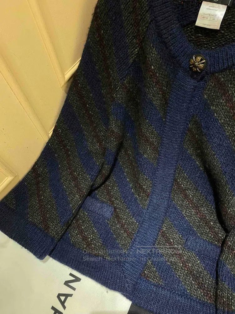 Chanel Chanel 12a Mumbai Tibetan green glazed buckle knitted coat Size M / US 6-8 / IT 42-44 - 4 Thumbnail