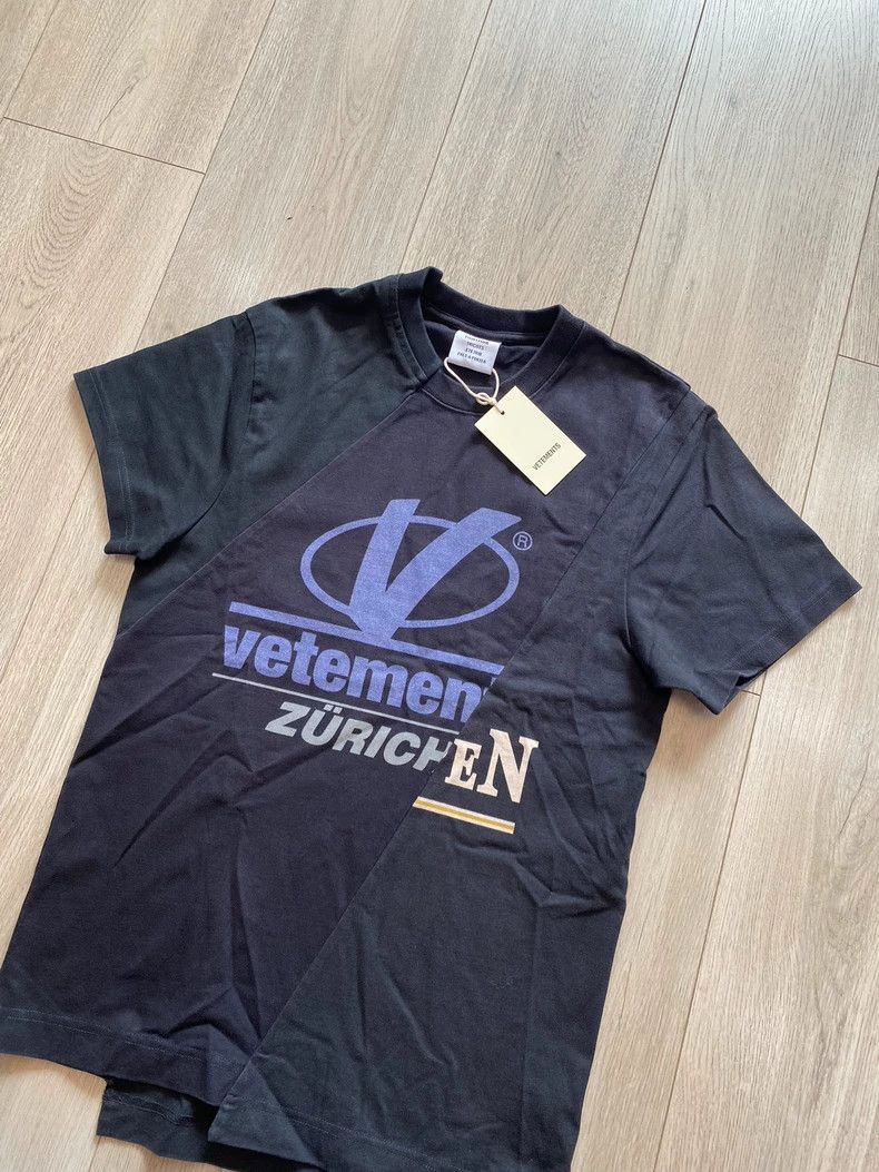 Vetements Vetements Women's Triple-patch Short-sleeved T-shirt with Size XS / US 0-2 / IT 36-38 - 2 Thumbnail