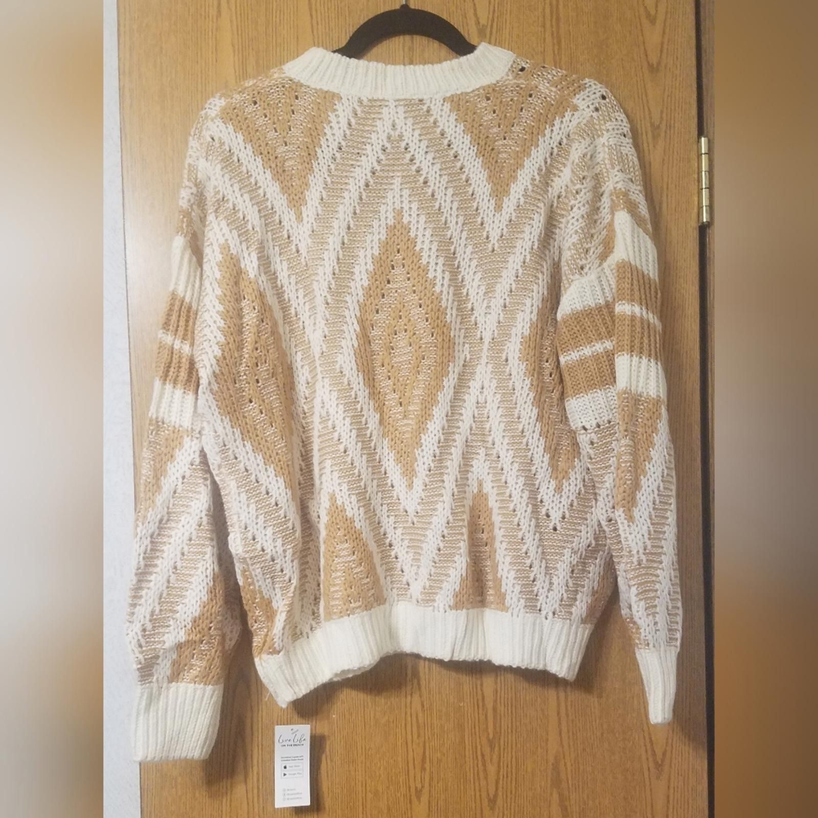 Other NWT Cupshe Tan and Cream Sweater Size Large Size L / US 10 / IT 46 - 2 Thumbnail