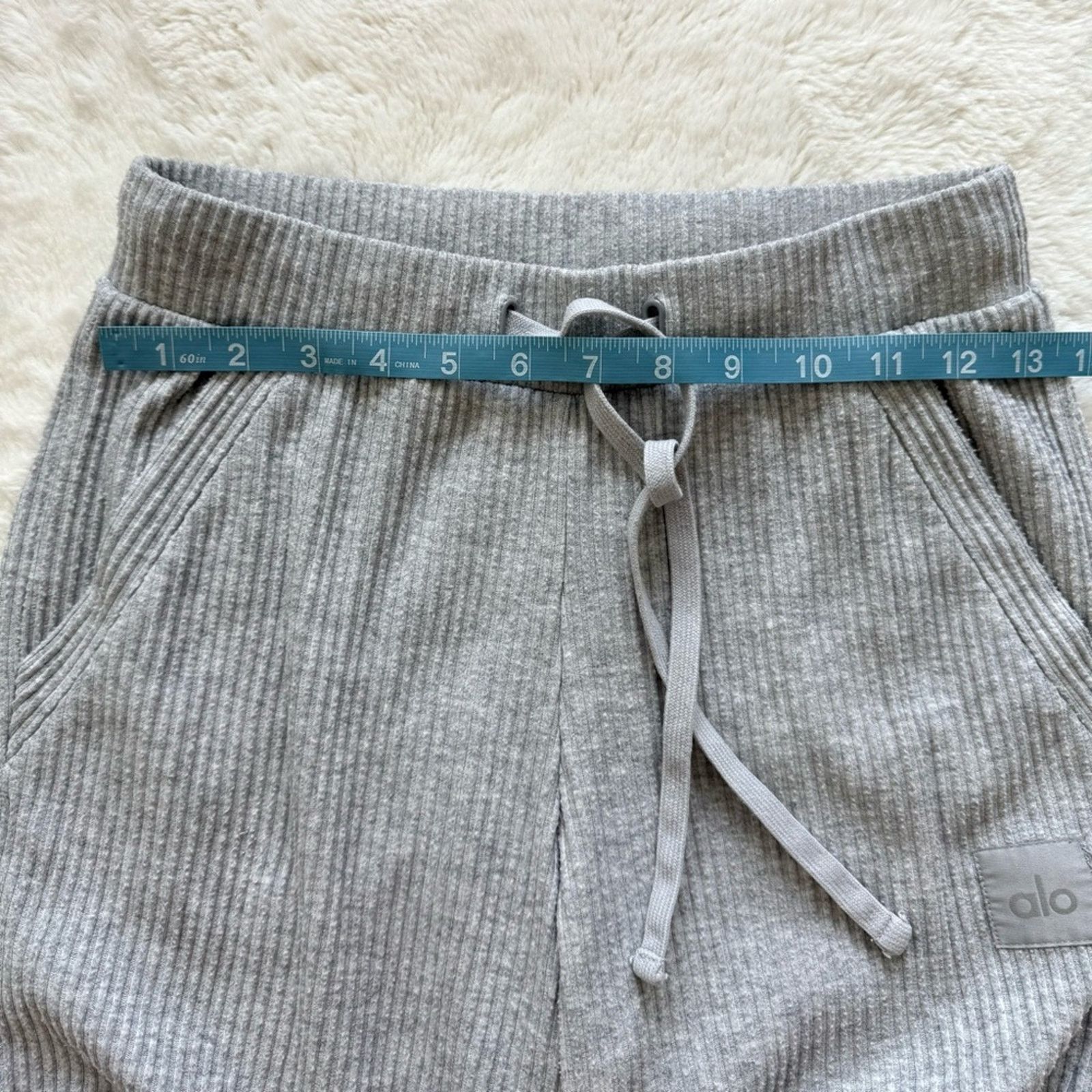 Alo Yoga ALO Yoga women grey sweatpants size S Size 27" / US 4 / IT 40 - 5 Thumbnail