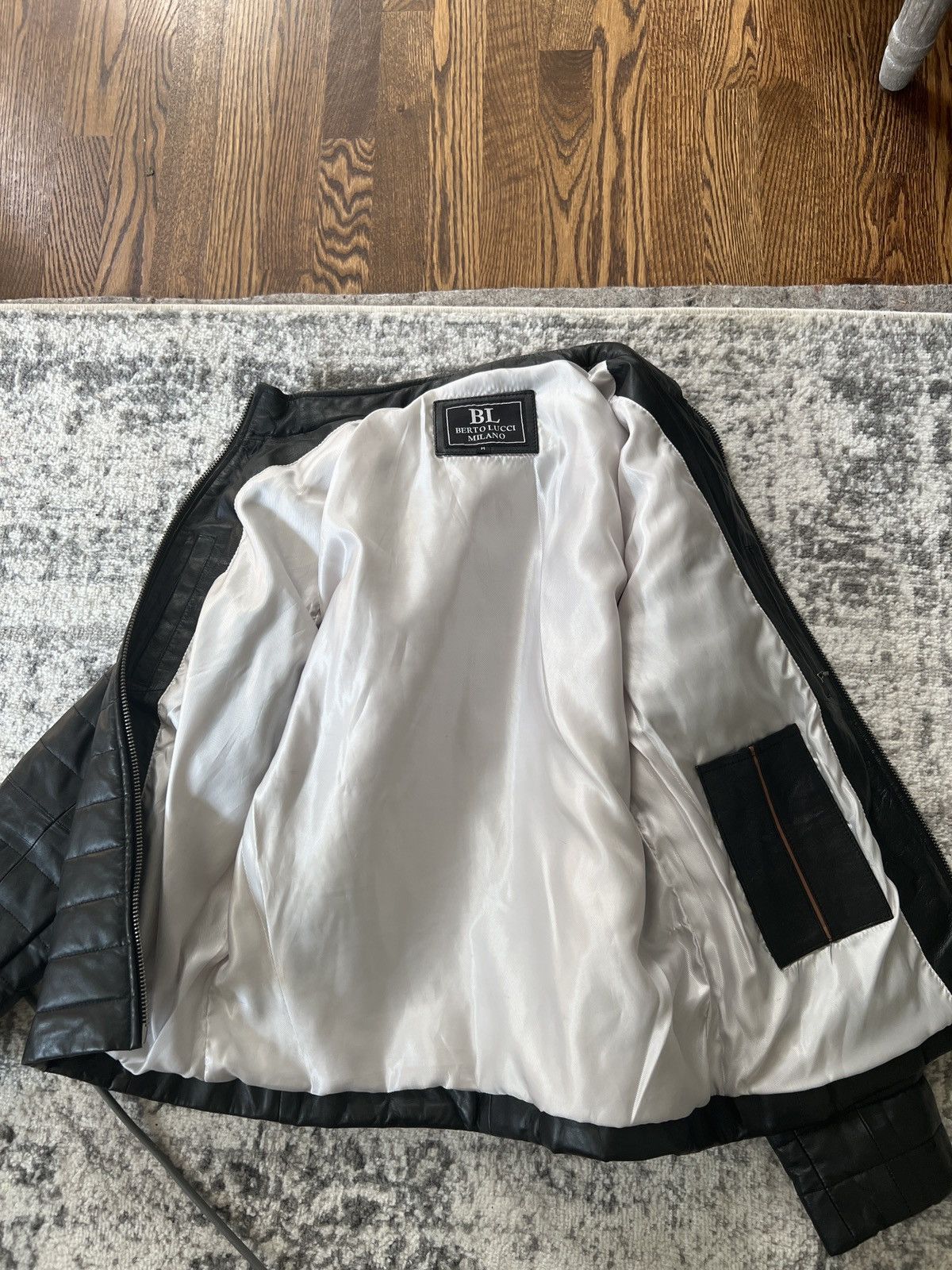 Other Worn once italian 100% leather jacket Size US M / EU 48-50 / 2 - 1 Thumbnail