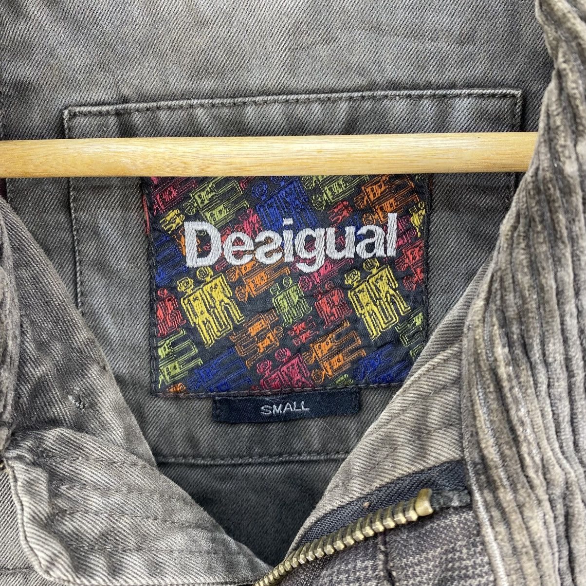 Japanese Brand Vintage Desigual Embroidered Big Logo Jacket Size US S / EU 44-46 / 1 - 16 Thumbnail