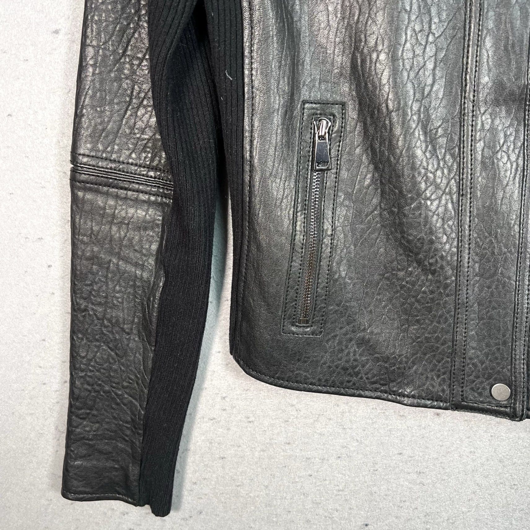 Vince Vince Leather Jacket Womens Small Black Full Zip Motorcycle Jacket Size S / US 4 / IT 40 - 5 Thumbnail