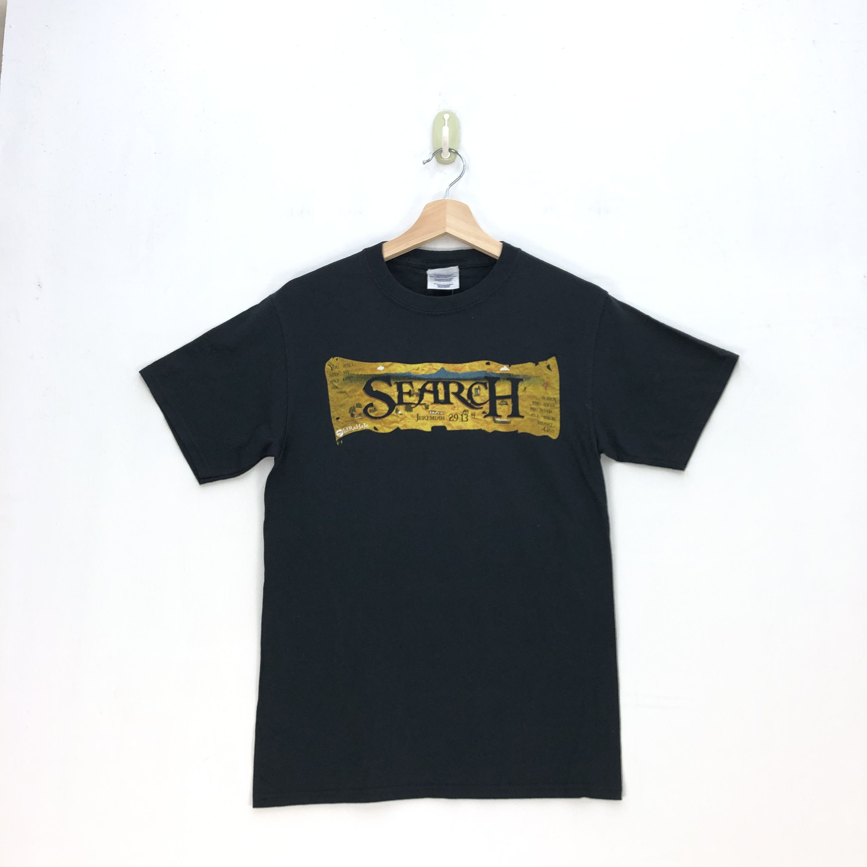 Vintage Vintage 2000s Search Jeremiah 29:13 T Shirt Treasure Tees Size US S / EU 44-46 / 1 - 1 Thumbnail