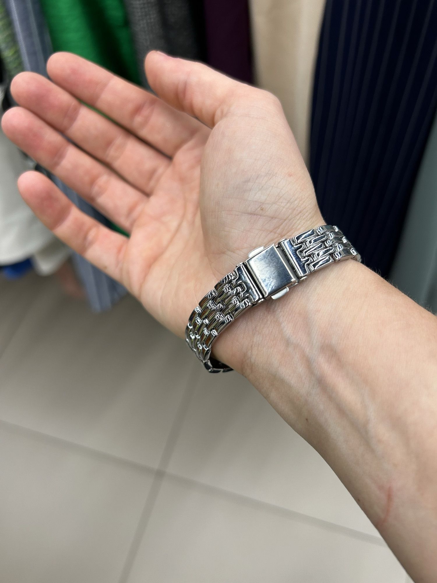 Other Vintage 90s vintage retro luxury style quartz silver watch Size ONE SIZE - 3 Thumbnail