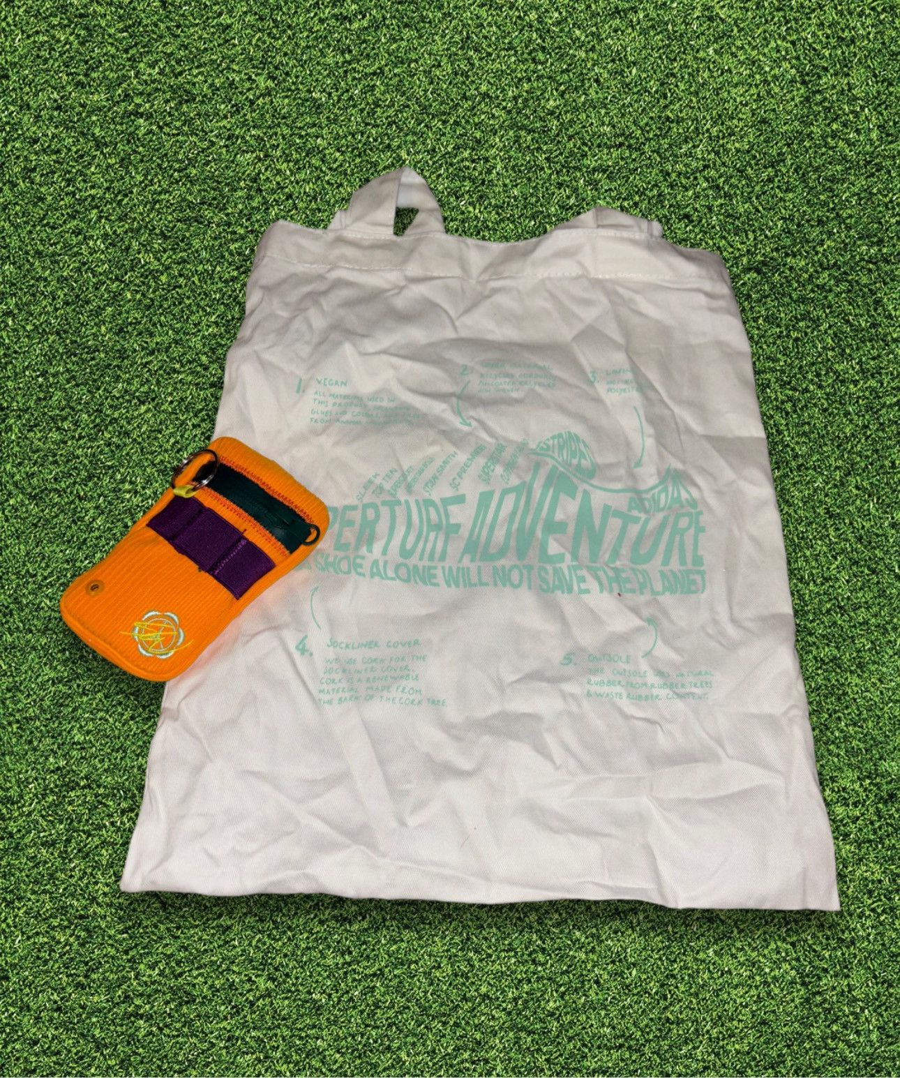 Adidas Adidas SuperTurf Adventure x Sean Wotherspoon Disney Size US 9 / EU 42 - 4 Thumbnail