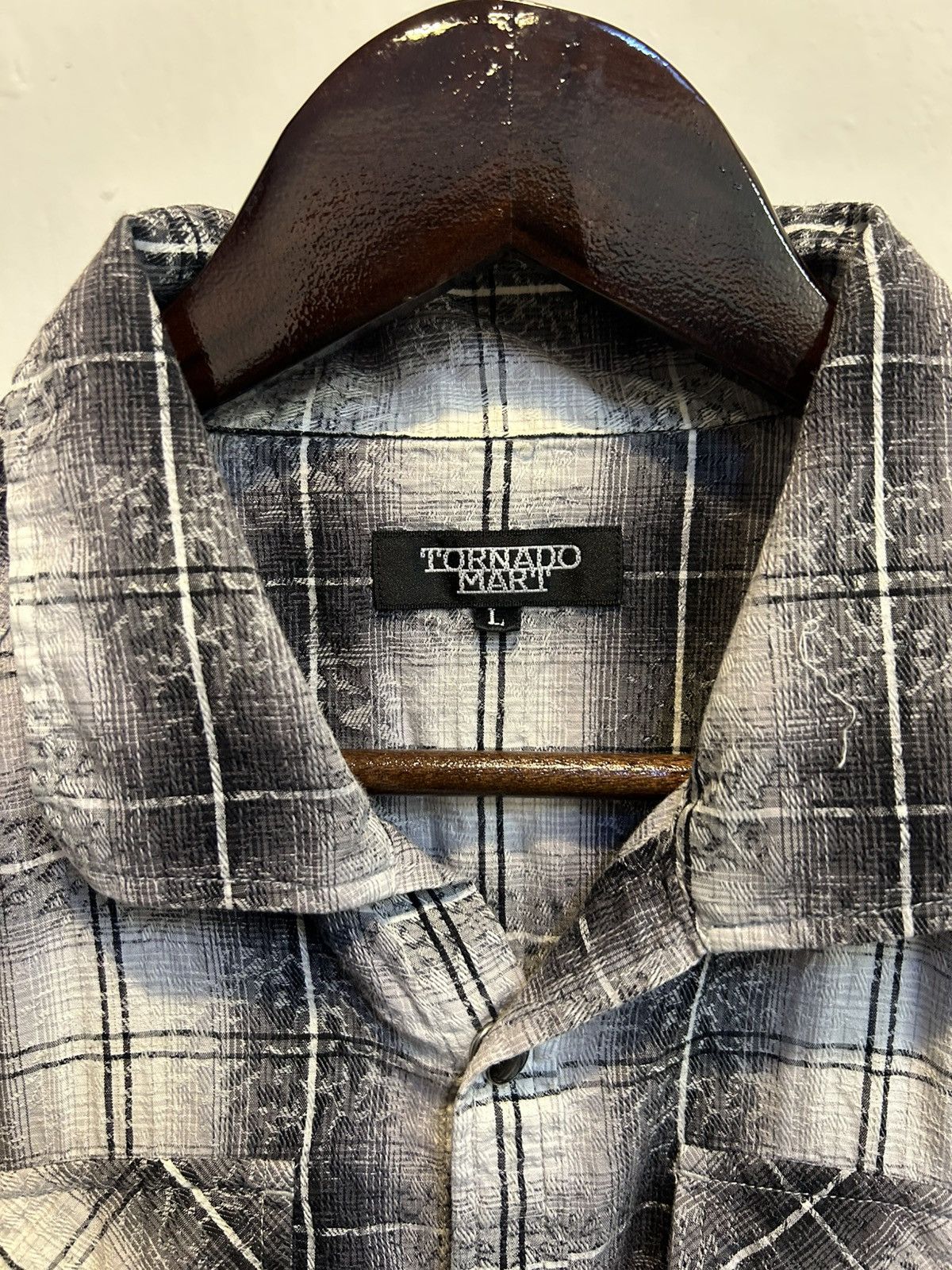 Tornado Mart Tornado Mart Stripe Button Up Size US L / EU 52-54 / 3 - 7 Thumbnail