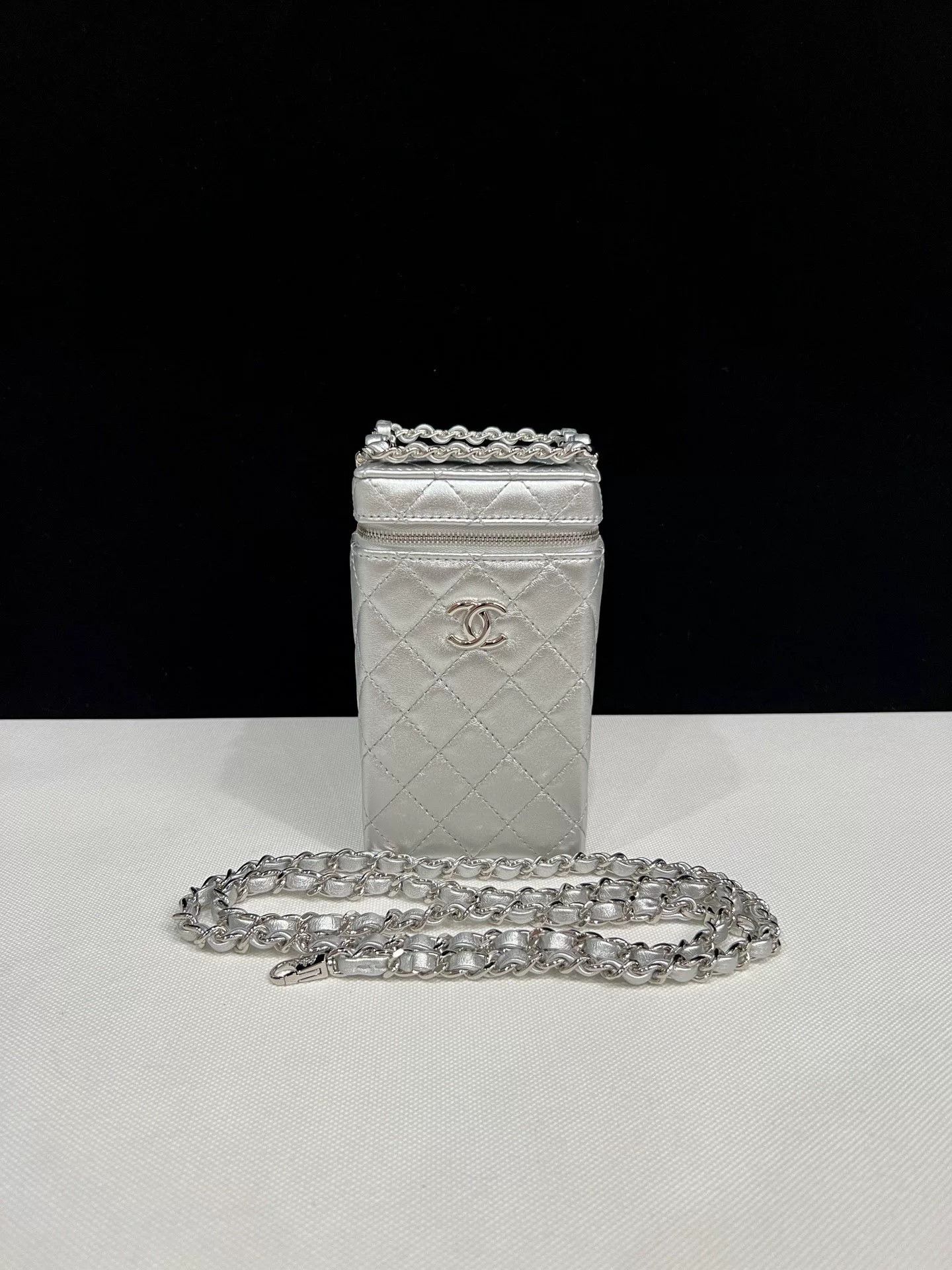 Chanel Pre-loved Bag Brand new condition Size ONE SIZE - 1 Thumbnail