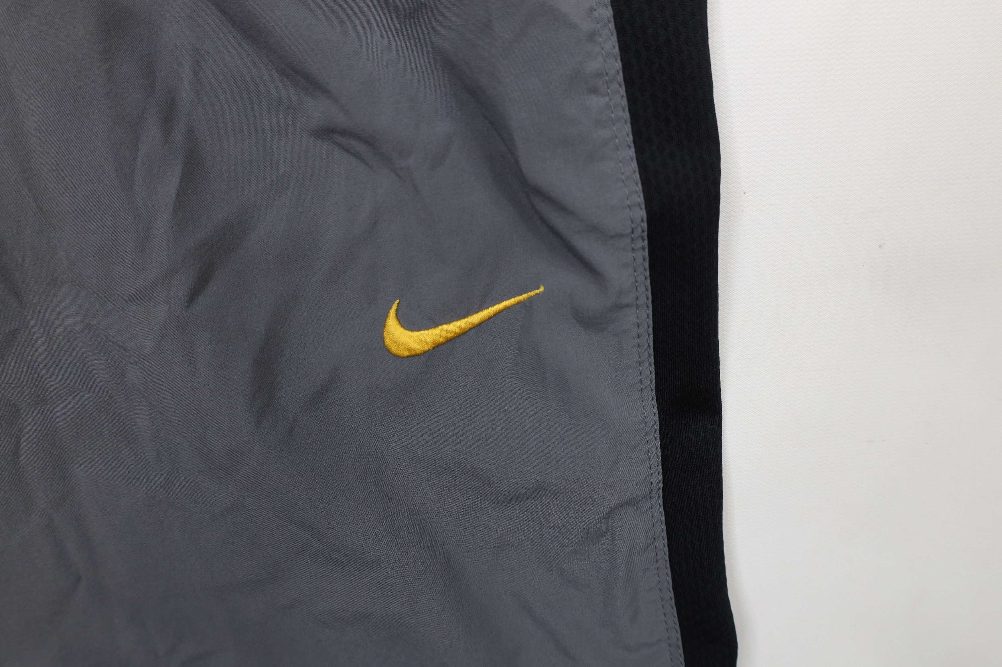 Nike × Vintage Vintage Nike Livestrong Armstrong Wide Leg Stretch Pants Size US 36 / EU 52 - 7 Thumbnail