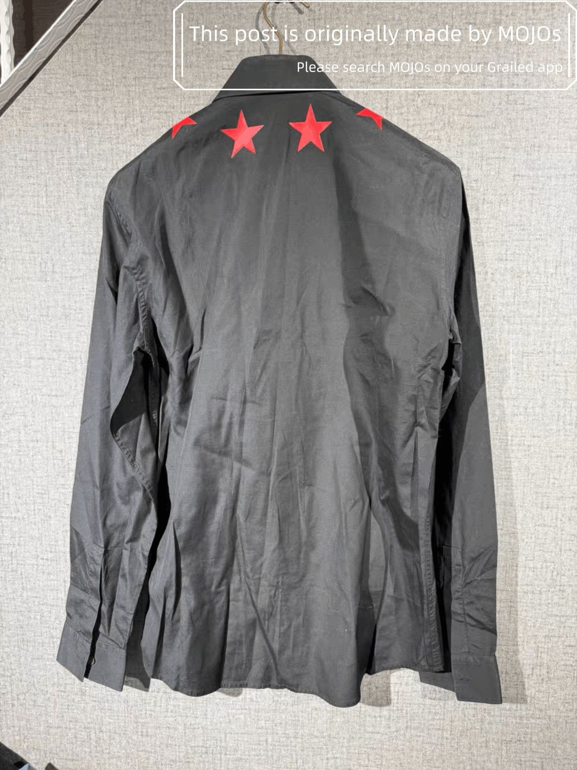 Givenchy Givenchy Red Stars Neck Shirts mojos1102 Size US S / EU 44-46 / 1 - 4 Thumbnail