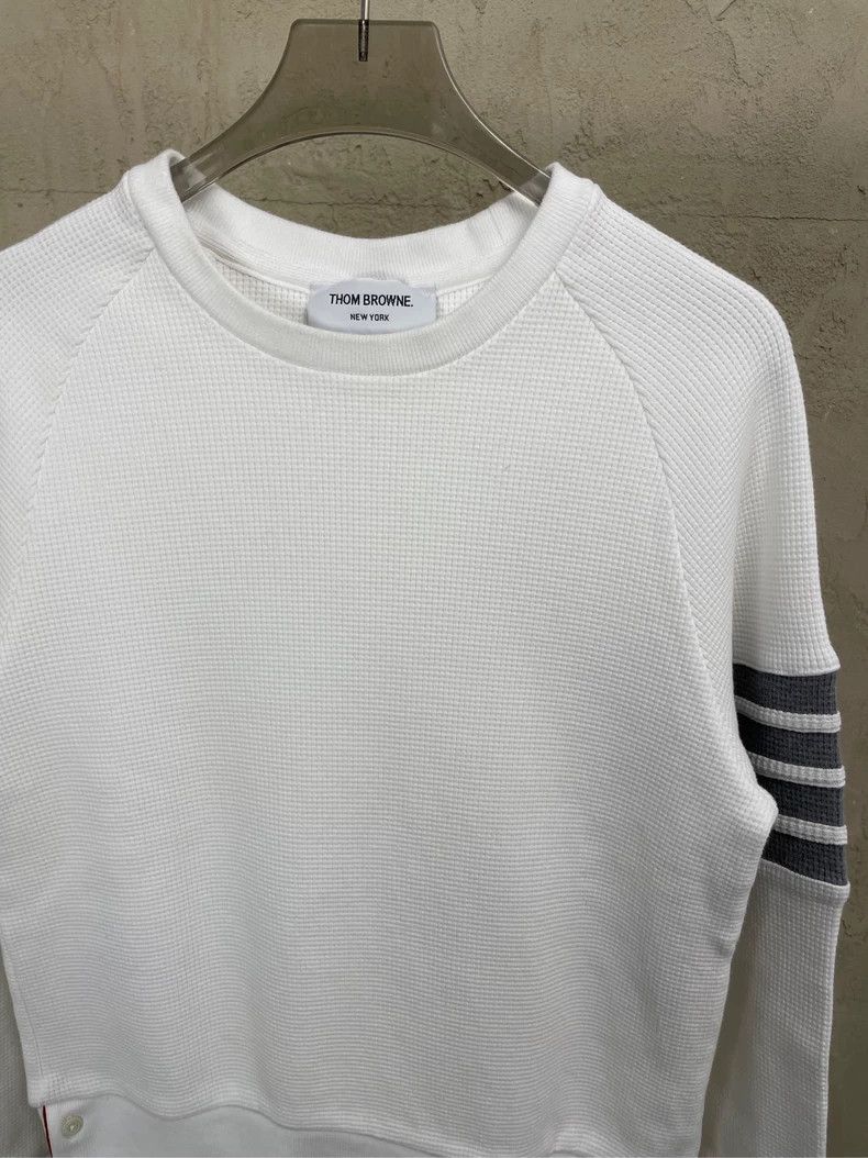 Thom Browne Thom browne White four-striped waffled round-neck sweatshir Size US XS / EU 42 / 0 - 3 Thumbnail