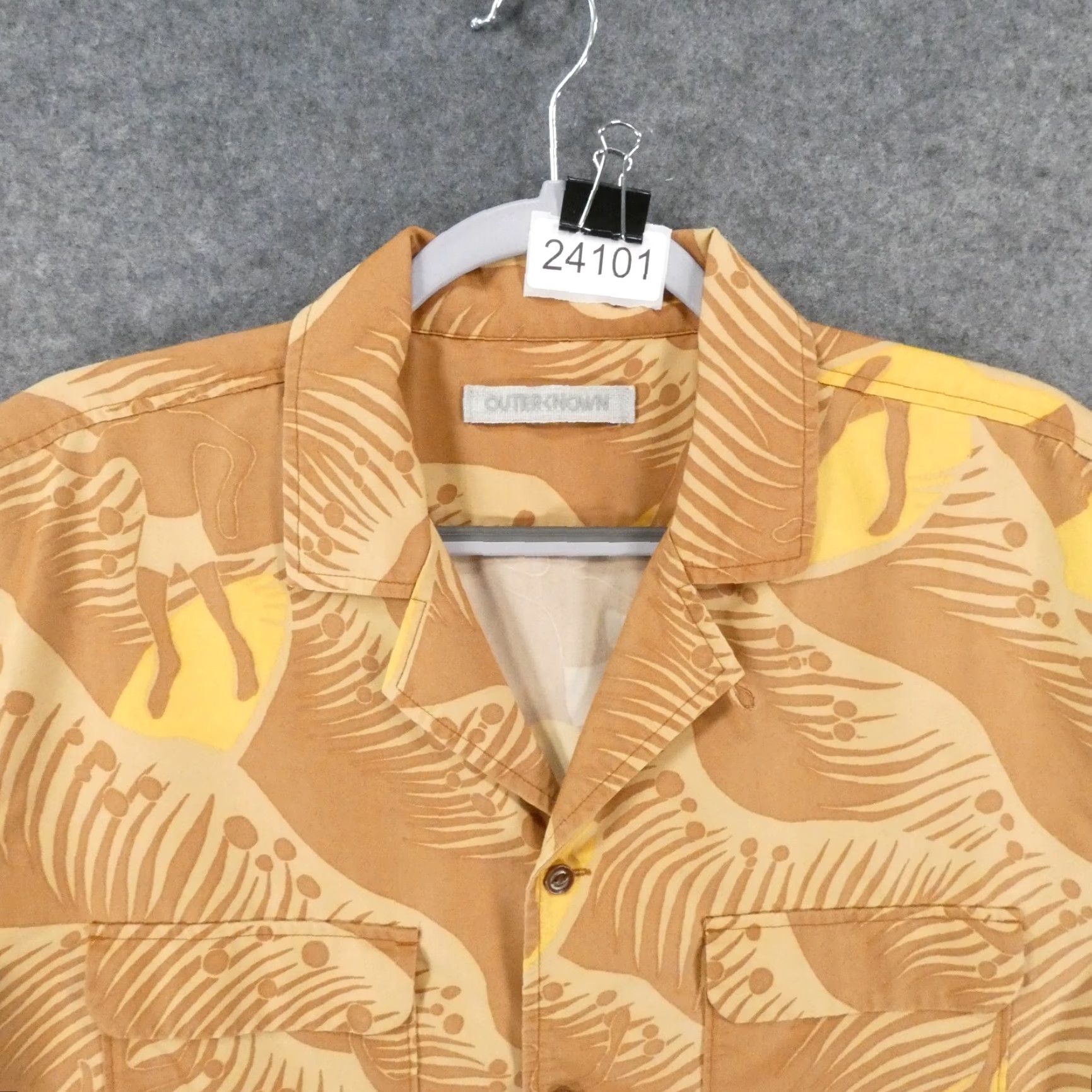 Outerknown Outerknown Shirt Mens Medium Short Sleeve Brown Floral Beach Hawaiian Size US M / EU 48-50 / 2 - 2 Thumbnail