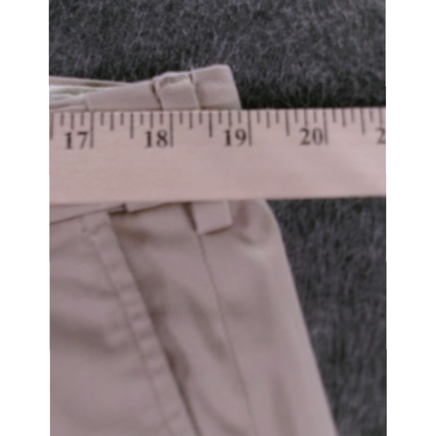 Eddie Bauer Eddie Bauer Pants Mens 38 Khaki Pleated Relaxed Fit Classic Preppy Casual Size US 38 / EU 54 - 4 Thumbnail