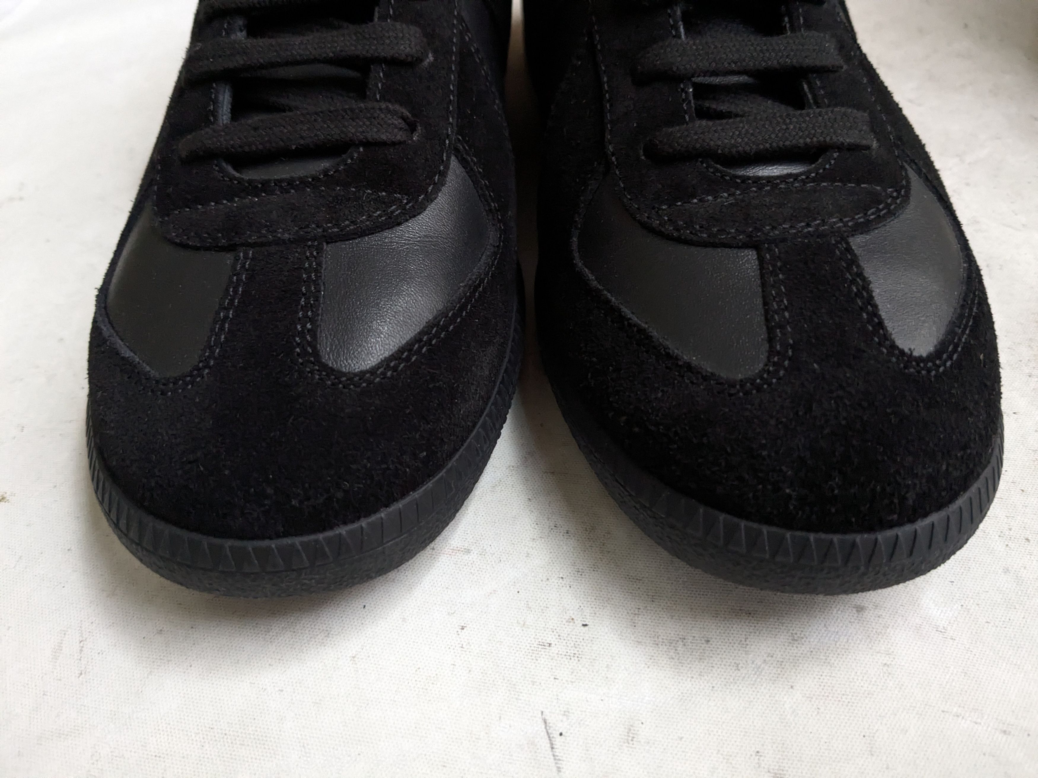 Maison Margiela Maison Margiela GAT Replica Black 8 41 Low Tops Size US 8 / EU 41 - 4 Thumbnail