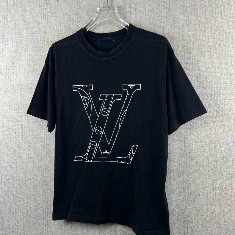Louis Vuitton Louis Vuitton Logo Printed Crew Neck Short Sleeve Size US L / EU 52-54 / 3 - 2 Thumbnail