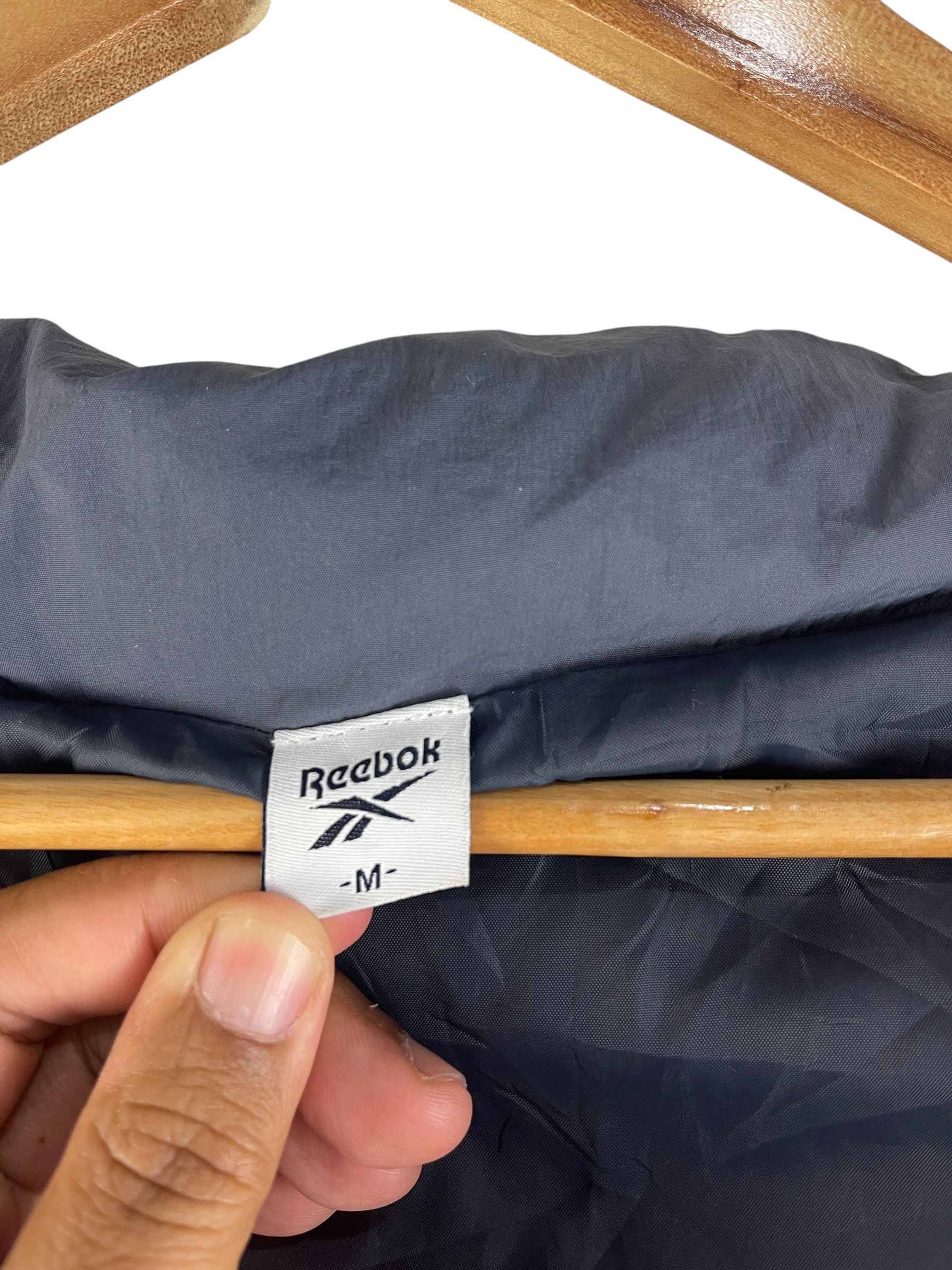 Reebok Vintage Reebok Insulated Puffer Jacket Navy Size M / US 6-8 / IT 42-44 - 13 Thumbnail