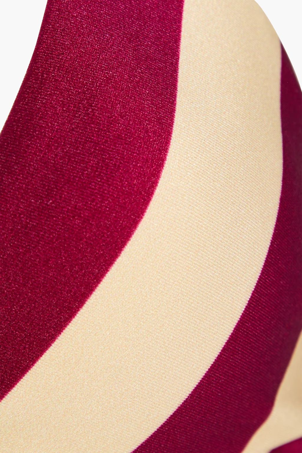 oc11z0725 Striped Triangle Bikini Top in Claret/Beige