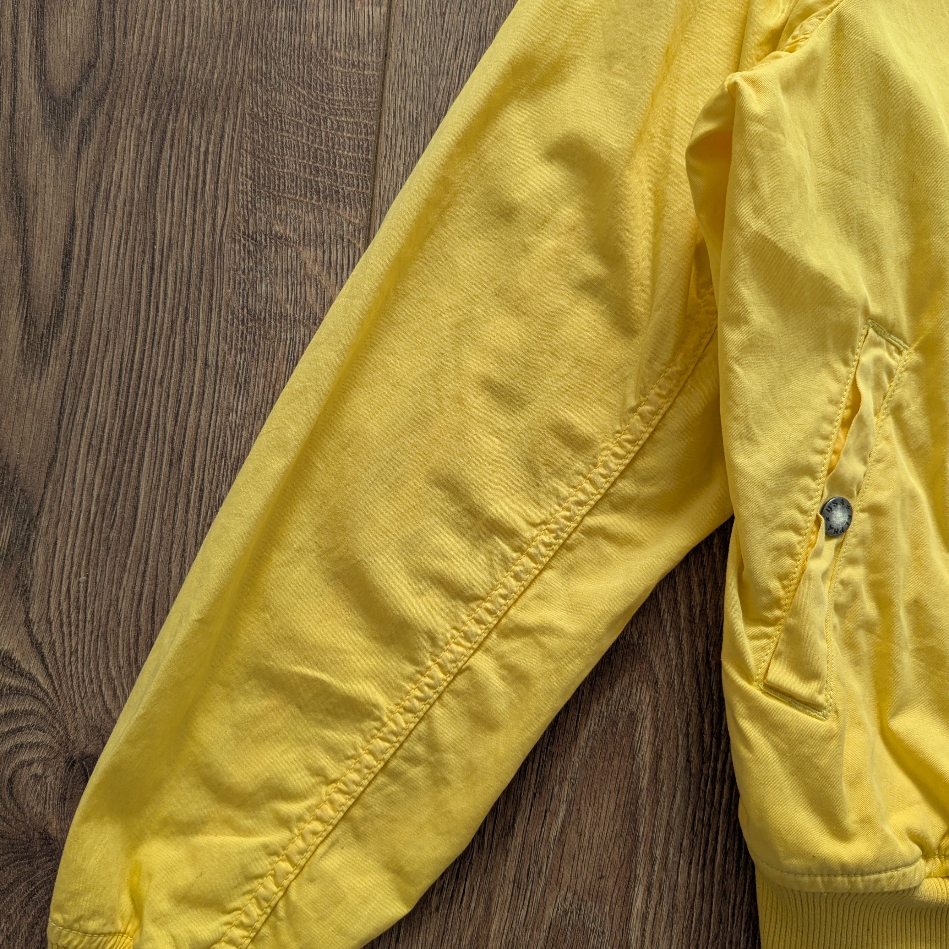 Alpha Industries Alpha Industries MA-1 Yellow Light Bomber Jacket Size L Size US L / EU 52-54 / 3 - 9 Thumbnail