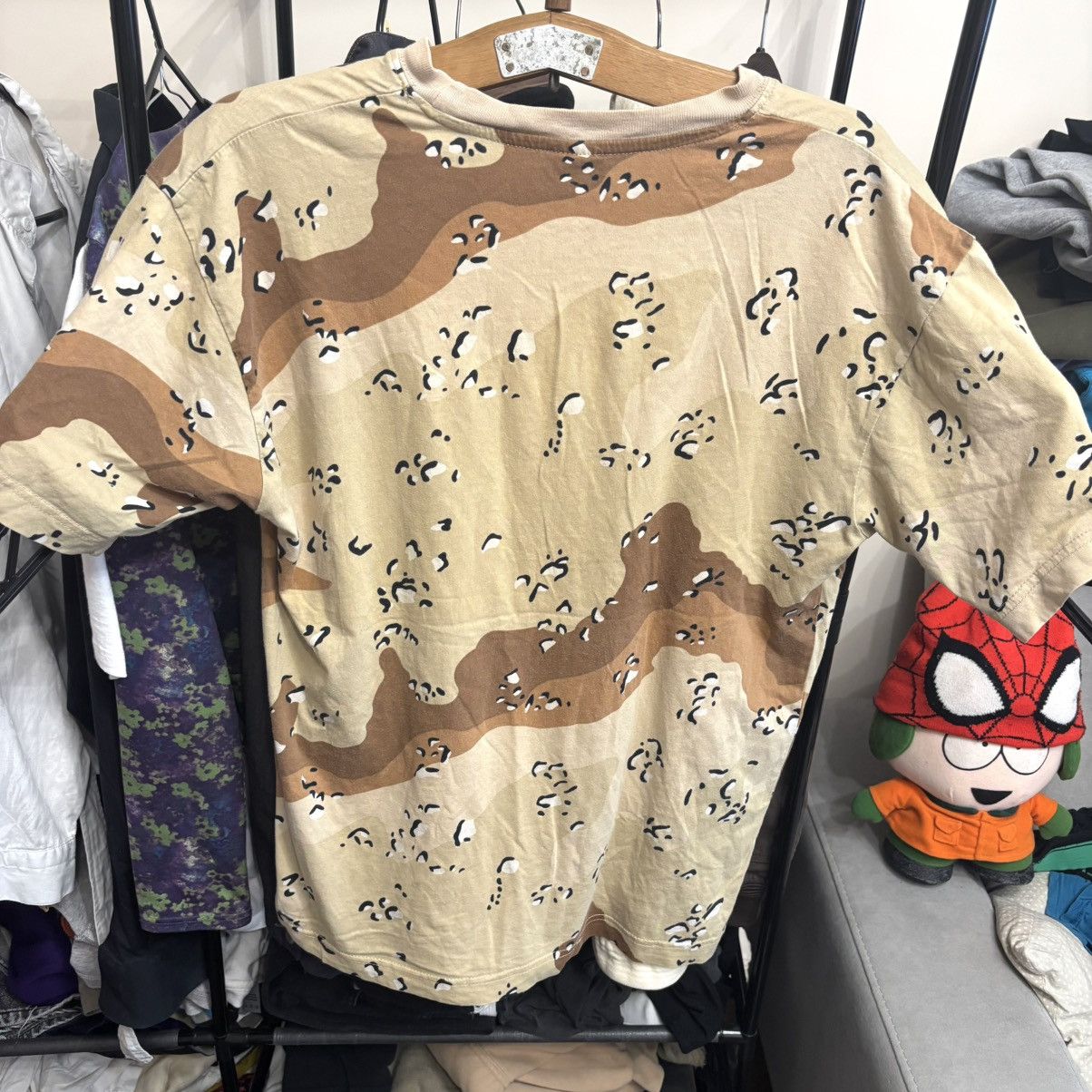 Vintage Vintage 90’s Military Camo Boxy T-Shirt Grunge ERD Punk Size US M / EU 48-50 / 2 - 2 Thumbnail