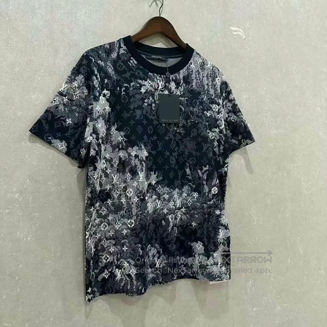 Louis Vuitton louis vuitton printed short sleeve t. Size US S / EU 44-46 / 1 - 3 Thumbnail