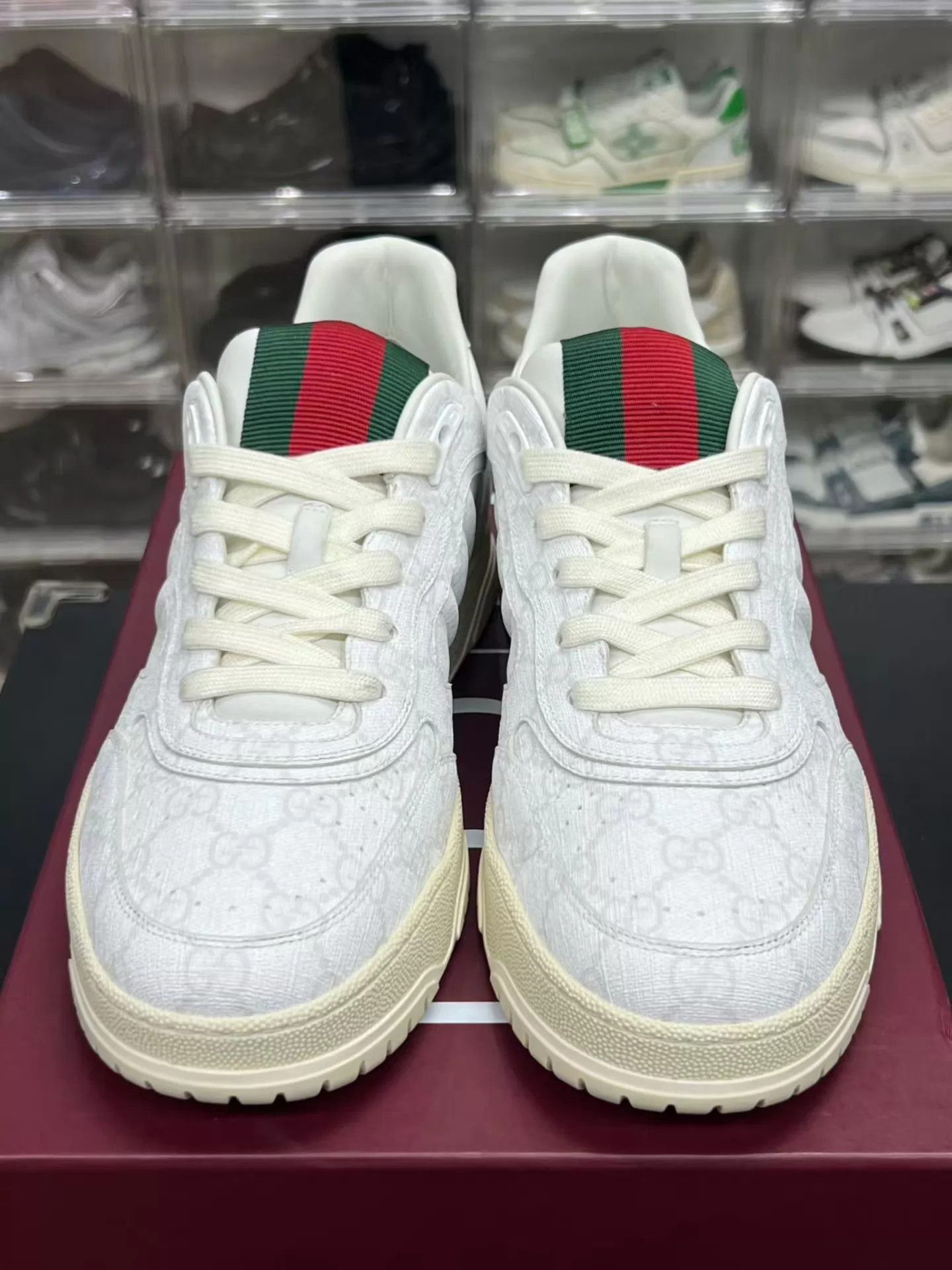 Gucci GUCCI Re-Web All Over Print White Size 43 Like New Shoes Size US 10 / EU 43 - 2 Thumbnail