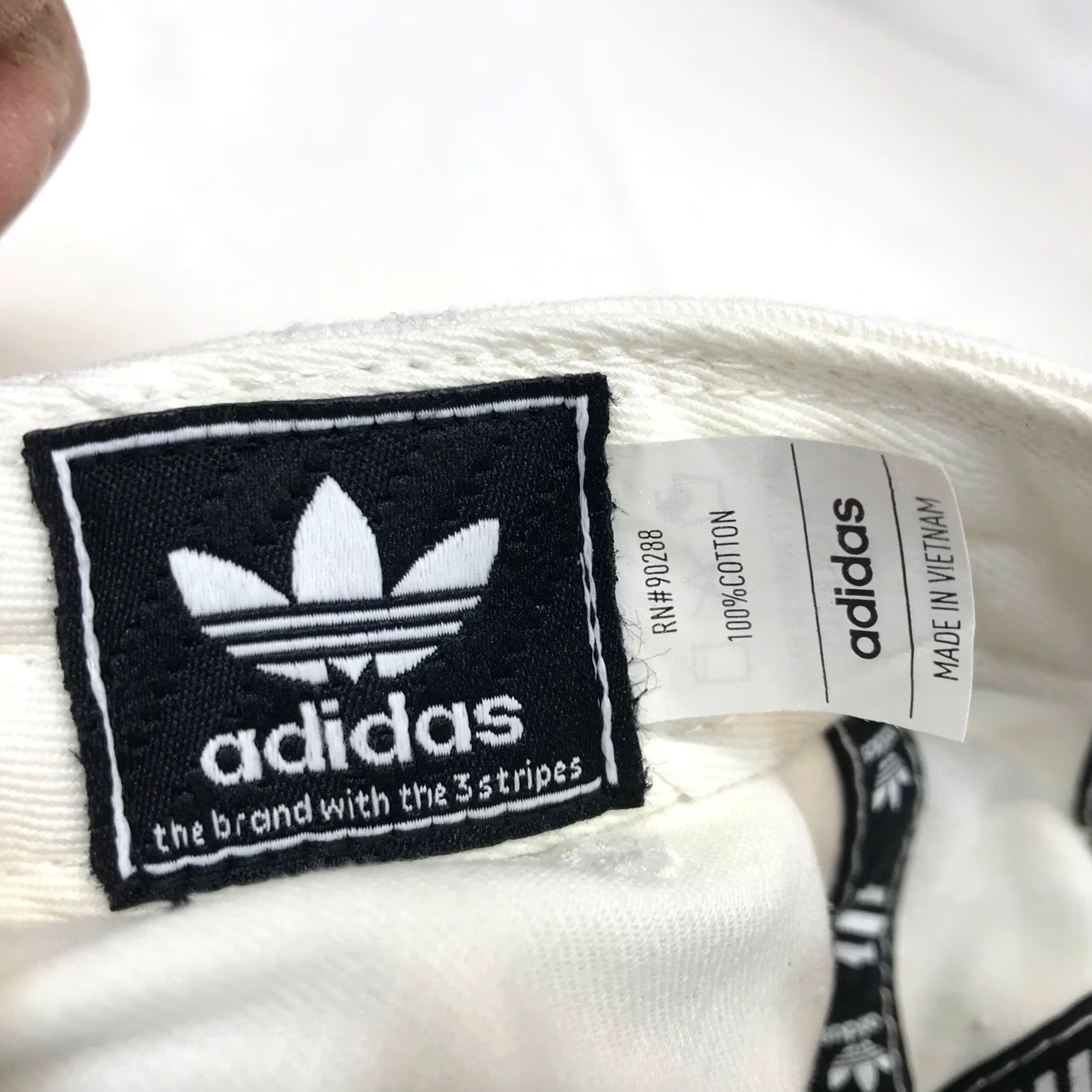 Adidas Adidas Originals Baseball Cap White Adjustable Cotton Trefoil Logo Unisex Adults Hat Size ONE SIZE - 6 Thumbnail