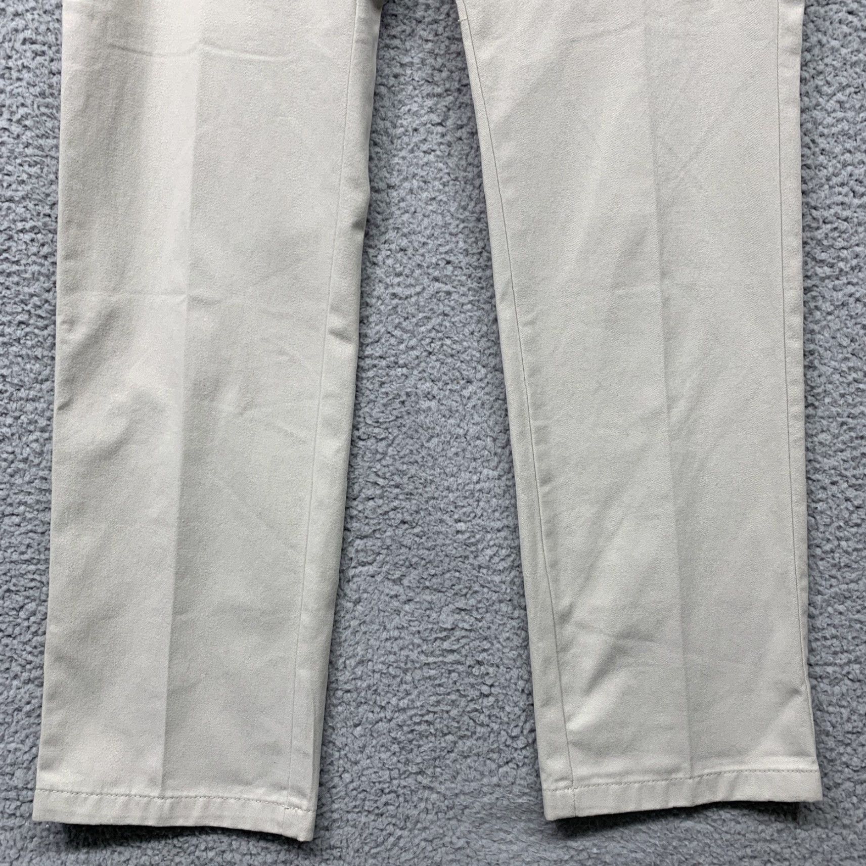 Essentials Amazon Essentials Pants Men’s 32Wx31L Slim Flat Front Beig e Cotton Polyester Back Pockets NWT Dress Pants Size US 32 / EU 48 - 3 Thumbnail