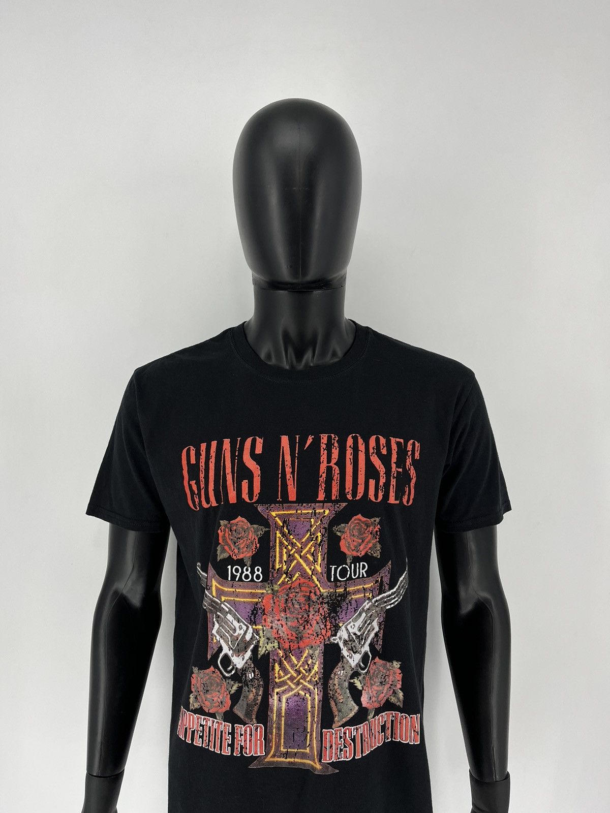 Band Tees Vintage Y2K Guns And Roses tee Band Rock Metal streetwear Size US XL / EU 56 / 4 - 1 Thumbnail