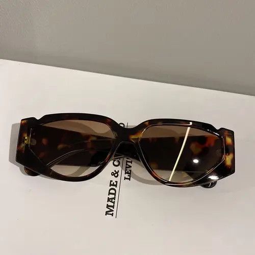 Japanese Brand × Vintage Vintage square frame sunglasses Size ONE SIZE - 1 Thumbnail