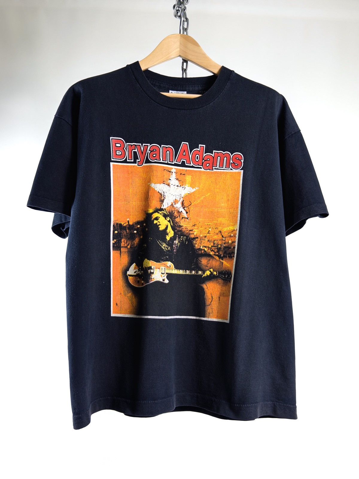 Band Tees 90s Vintage Bryan Adams World Tour 1996 Rock Tee T-Shirt Size US XL / EU 56 / 4 - 1 Thumbnail
