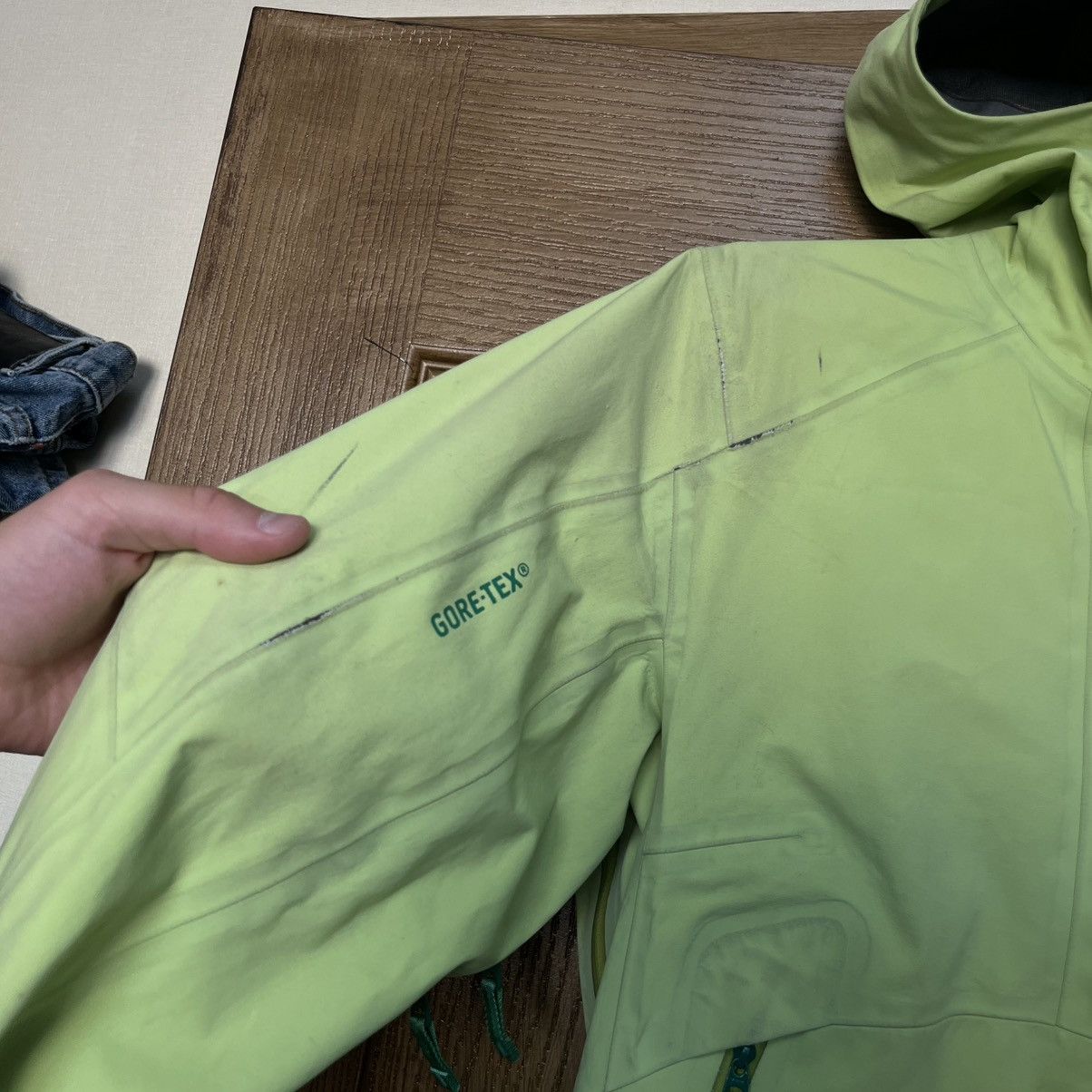 Arc'teryx Vintage Arc’teryx Gore Tex Recco Jacket Size US S / EU 44-46 / 1 - 6 Thumbnail